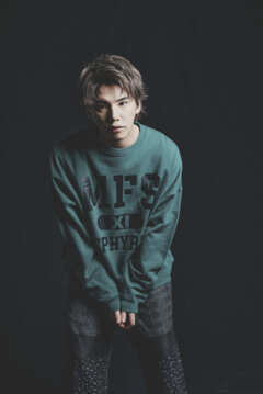 A.V.E.S.Tproject vol.17 LIMITED EDITION MY FIRST STORY COLLEGE LOGO11 BIG SWEAT GREEN